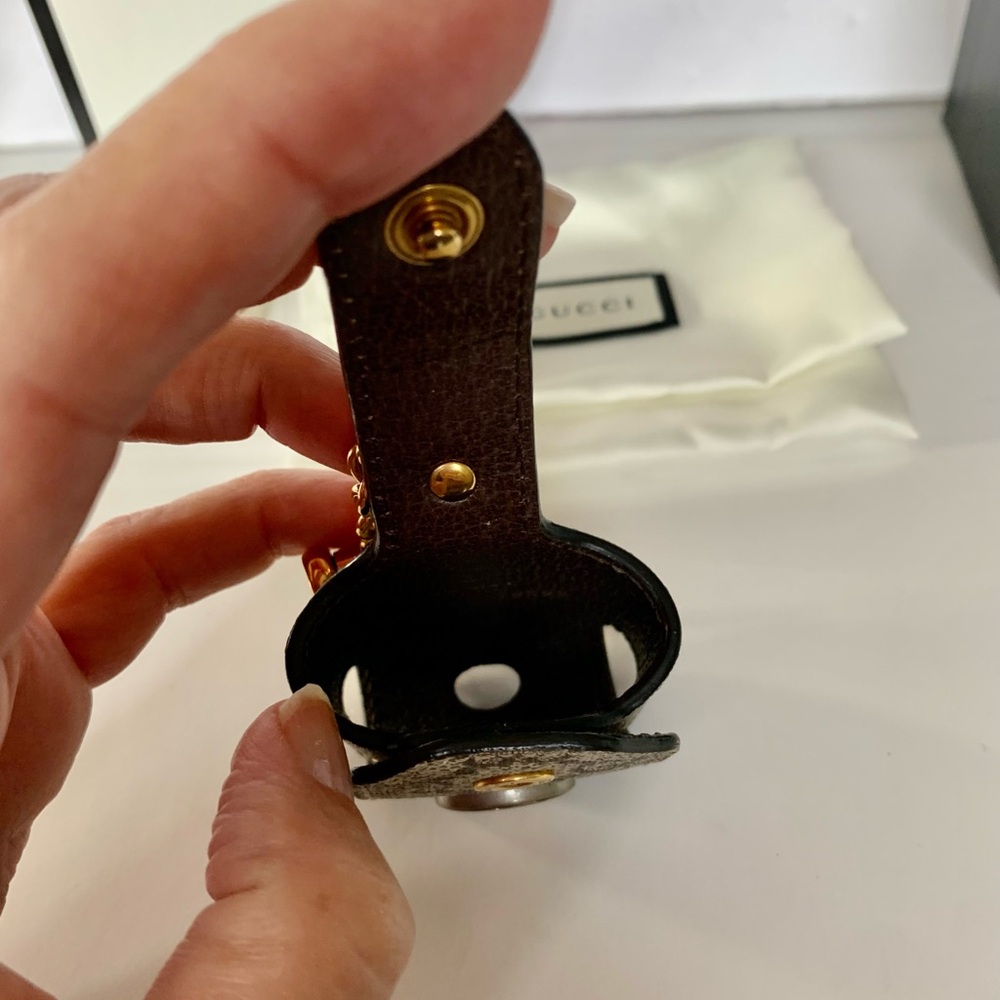 Gucci AirPod Case Cover Gen 1 & 2 Original Box, Dust Bag, and Booklet Like New - Picture 6 of 13